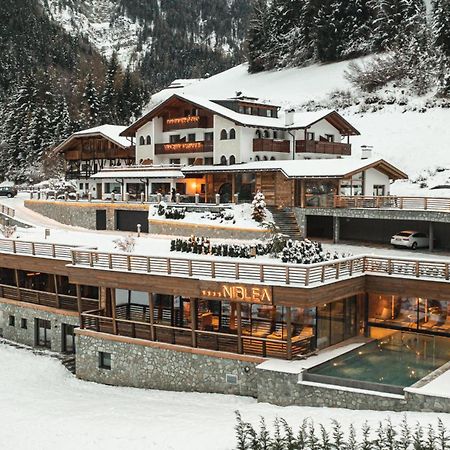 Hotel Niblea Dolomites Ortisei Kültér fotó