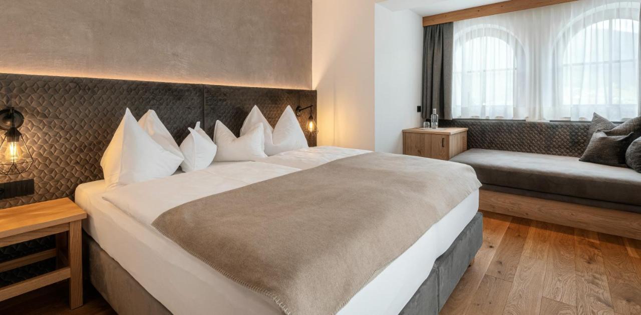 Hotel Niblea Dolomites Ortisei Kültér fotó