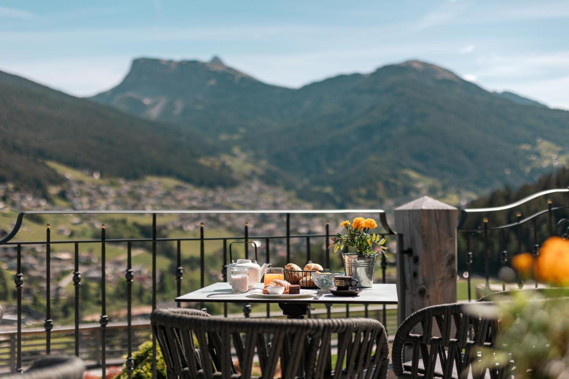 Hotel Niblea Dolomites Ortisei Kültér fotó
